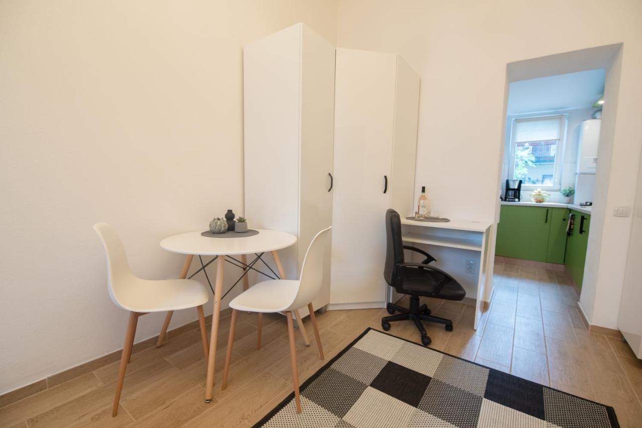 Central Bright Apartment Κλουζ-Ναπόκα Εξωτερικό φωτογραφία
